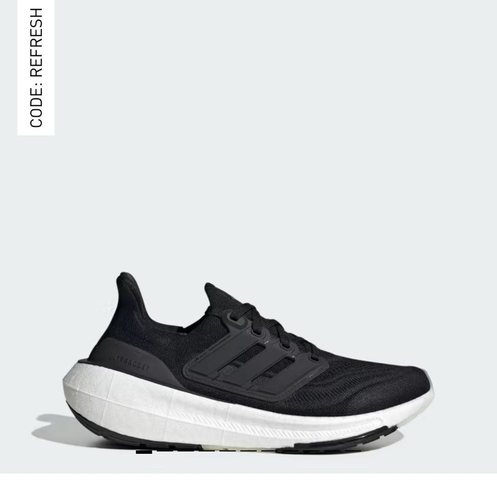 Ultraboost 22 running shoes sneaker, size 7.5